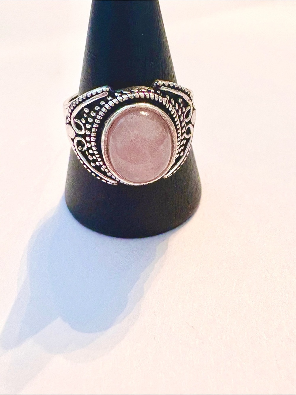 Beautiful design, 1/2 inch, 925 marked, Rose Quartz ring size 8 1/2